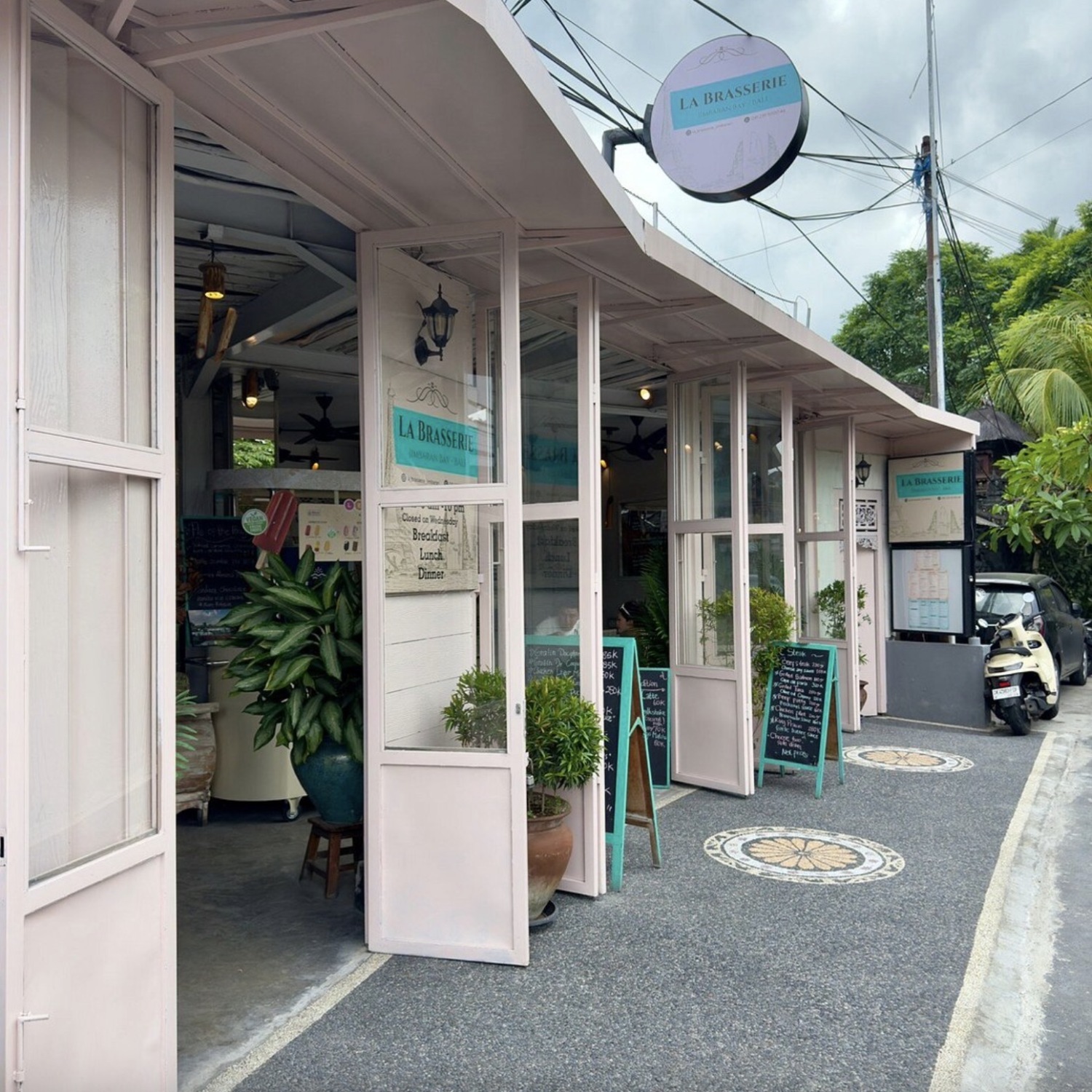 Thriving Established Restaurant in Jimbaran for Sale – F&B Opportunity in Bali — Property ID JU915